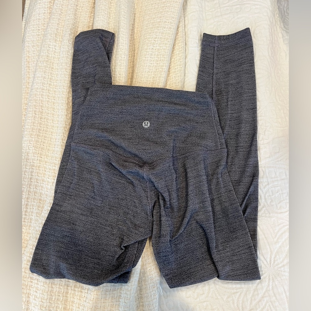 Lululemon 25 inch align leggings size 2